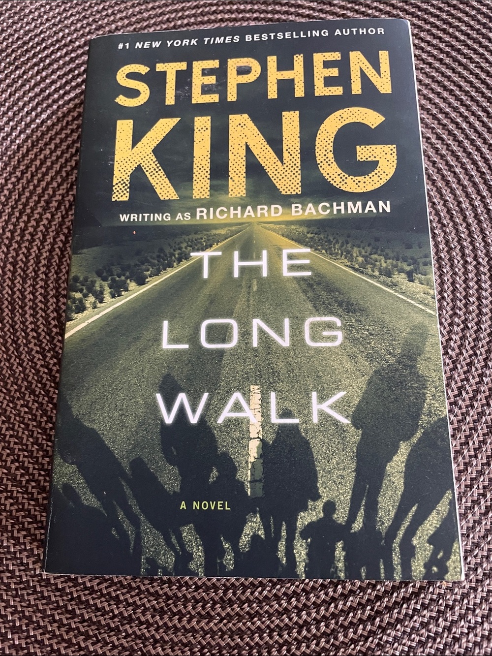 Gallery Stephen King The Long Walk - Black and Yellow Cover
